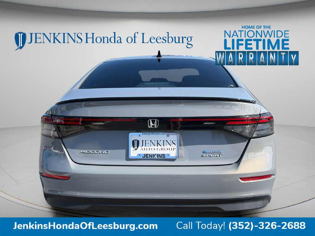 Used 2024 Honda Accord Sport image 4