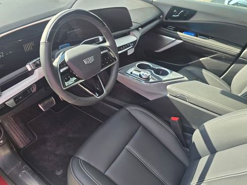 New 2026 Cadillac Optiq Luxury 1 RWD image 21