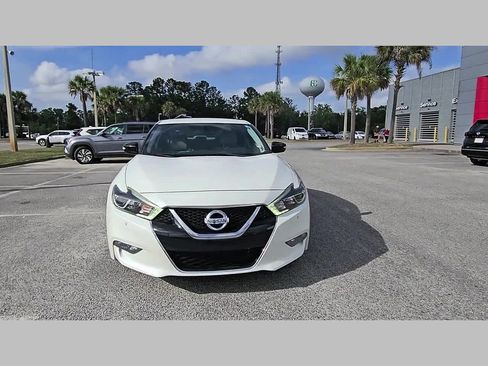 Used 2018 Nissan Maxima 3.5 SV FWD image 18