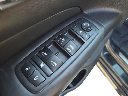 Used 2020 Jeep Grand Cherokee High Altitude AWD/4WD image 10