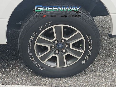 Used 2016 Ford F150 XLT RWD image 9