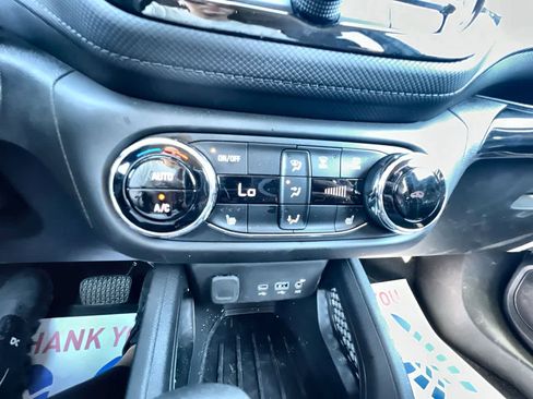 Used 2023 Chevrolet TrailBlazer LT w/ Convenience Package image 17