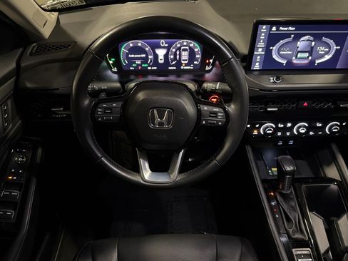 Used 2024 Honda Accord Touring image 13