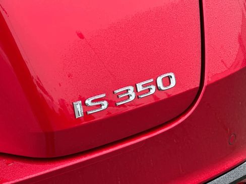 Certified 2025 Lexus IS 350 F Sport image 31