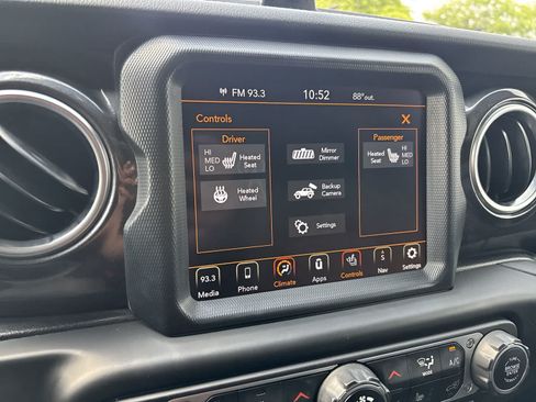 Certified 2021 Jeep Wrangler Unlimited Sahara AWD/4WD image 20