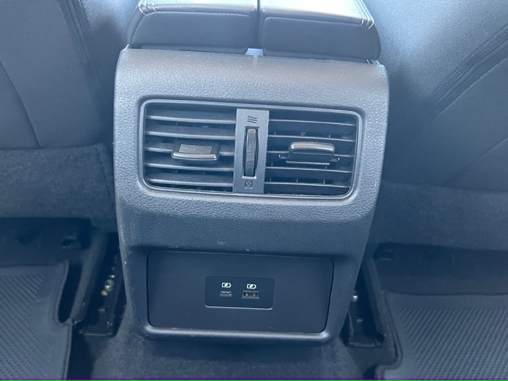 Used 2022 Nissan Rogue SV FWD image 25