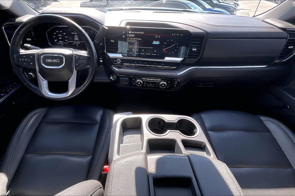 Used 2025 GMC Sierra 1500 SLT AWD/4WD image 17