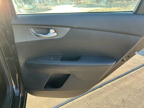 Used 2019 Kia Forte Sedan image 27