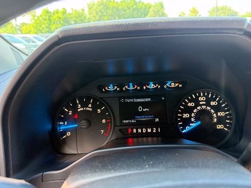Used 2015 Ford F150 XL w/ Equipment Group 101A Mid RWD image 26