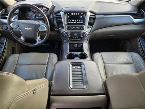 Used 2016 Chevrolet Suburban LT w/ Luxury Package image 13