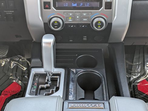 Used 2019 Toyota Tundra Limited w/ Limited Premium Package image 17