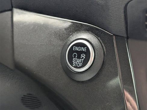 Used 2017 Ford Escape Titanium image 21