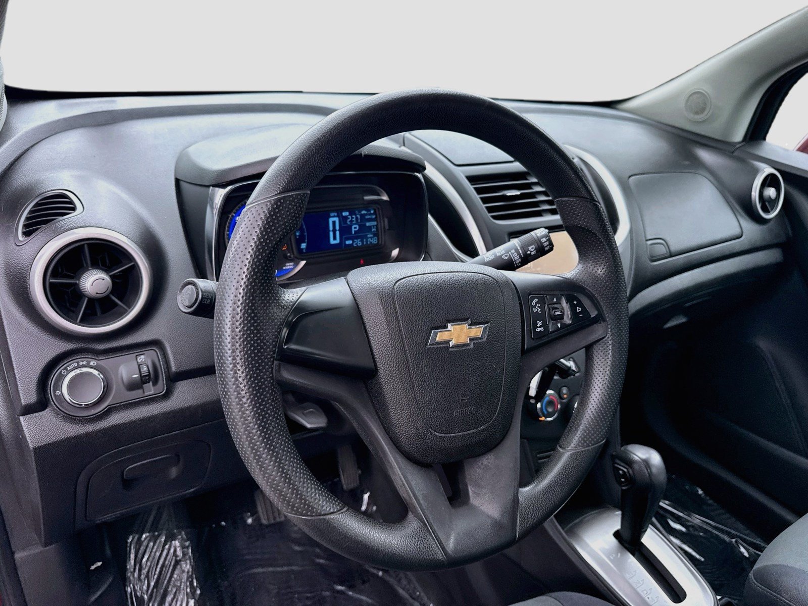 Used 2016 Chevrolet Trax LS w/ LPO, Cargo Package FWD image 7