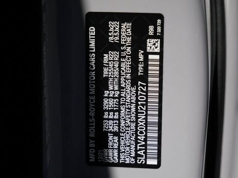 Certified 2022 Rolls-Royce Cullinan w/ Cullinan Package image 37