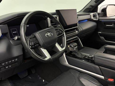 Used 2022 Toyota Tundra Platinum image 8