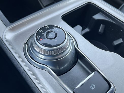 Used 2024 Ford Edge SEL image 23