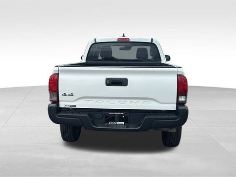 Used 2021 Toyota Tacoma SR AWD/4WD image 6