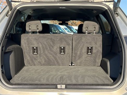 Used 2019 Chevrolet Equinox LT image 35