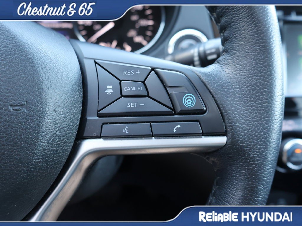 Used 2019 Nissan Rogue SV w/ Sun & Sound Touring Package AWD/4WD image 29