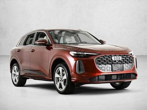 New 2025 Audi Q5 Premium Plus image 3