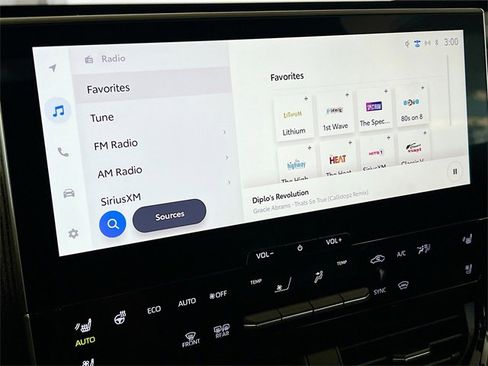 New 2025 Toyota bZ4X AWD image 8