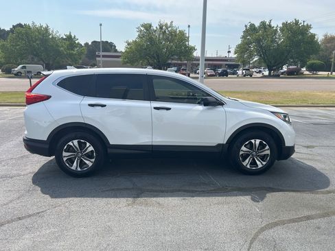 Used 2019 Honda CR-V LX image 8