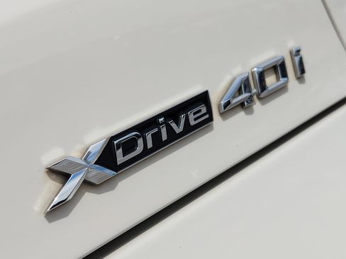 Used 2021 BMW X5 xDrive40i w/ Convenience Package AWD/4WD image 13
