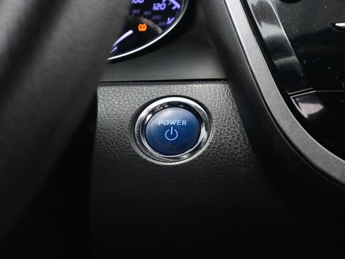 Used 2019 Toyota Camry LE image 22