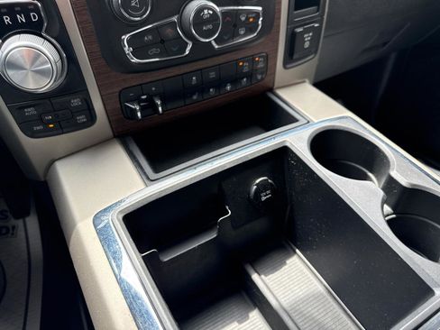 Used 2014 RAM 1500 Laramie w/ Convenience Group AWD/4WD image 21