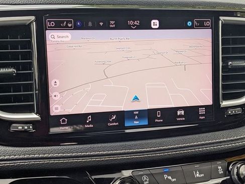 Certified 2021 Chrysler Pacifica Touring-L w/ S Appearance Package image 22