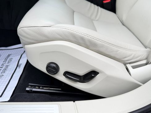 Used 2020 Volvo S60 T5 Momentum w/ Protection Package image 15