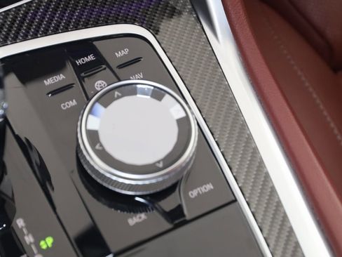 Used 2022 BMW X6 M50i w/ Executive Package image 33