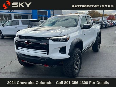 Certified 2024 Chevrolet Colorado ZR2 w/ Technology Package image 2