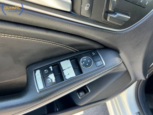 Used 2015 Mercedes-Benz CLA 250 image 32