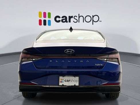 Used 2021 Hyundai Elantra Limited image 4