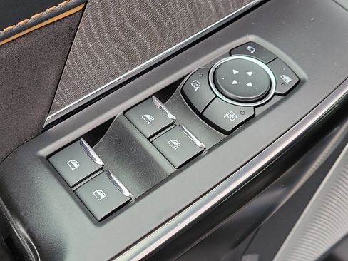 Used 2021 Ford F150 Platinum w/ Equipment Group 701A High image 18