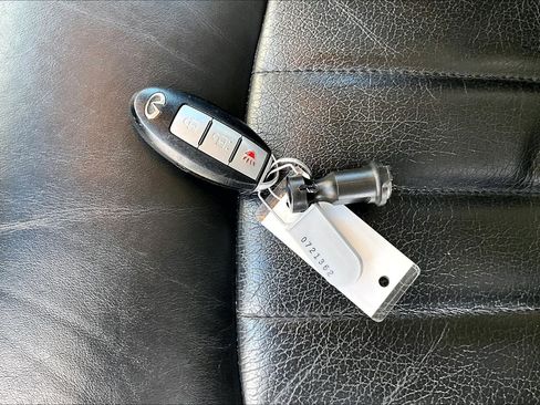 Used 2015 INFINITI QX50 Journey w/ Premium Package image 10