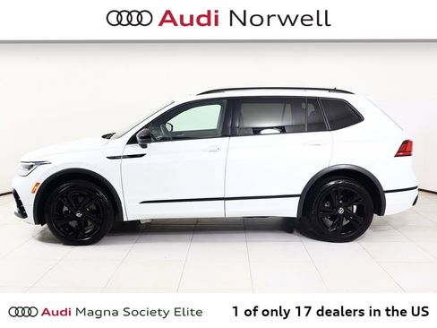 Used 2024 Volkswagen Tiguan SE R-Line AWD/4WD image 10