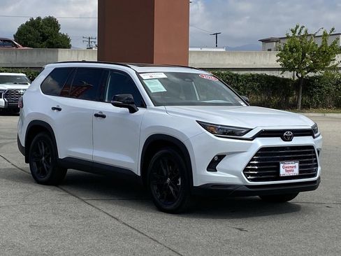 Certified 2026 Toyota Grand Highlander AWD Hybrid image 45