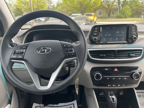 Used 2020 Hyundai Tucson SE w/ Cargo Package FWD image 18