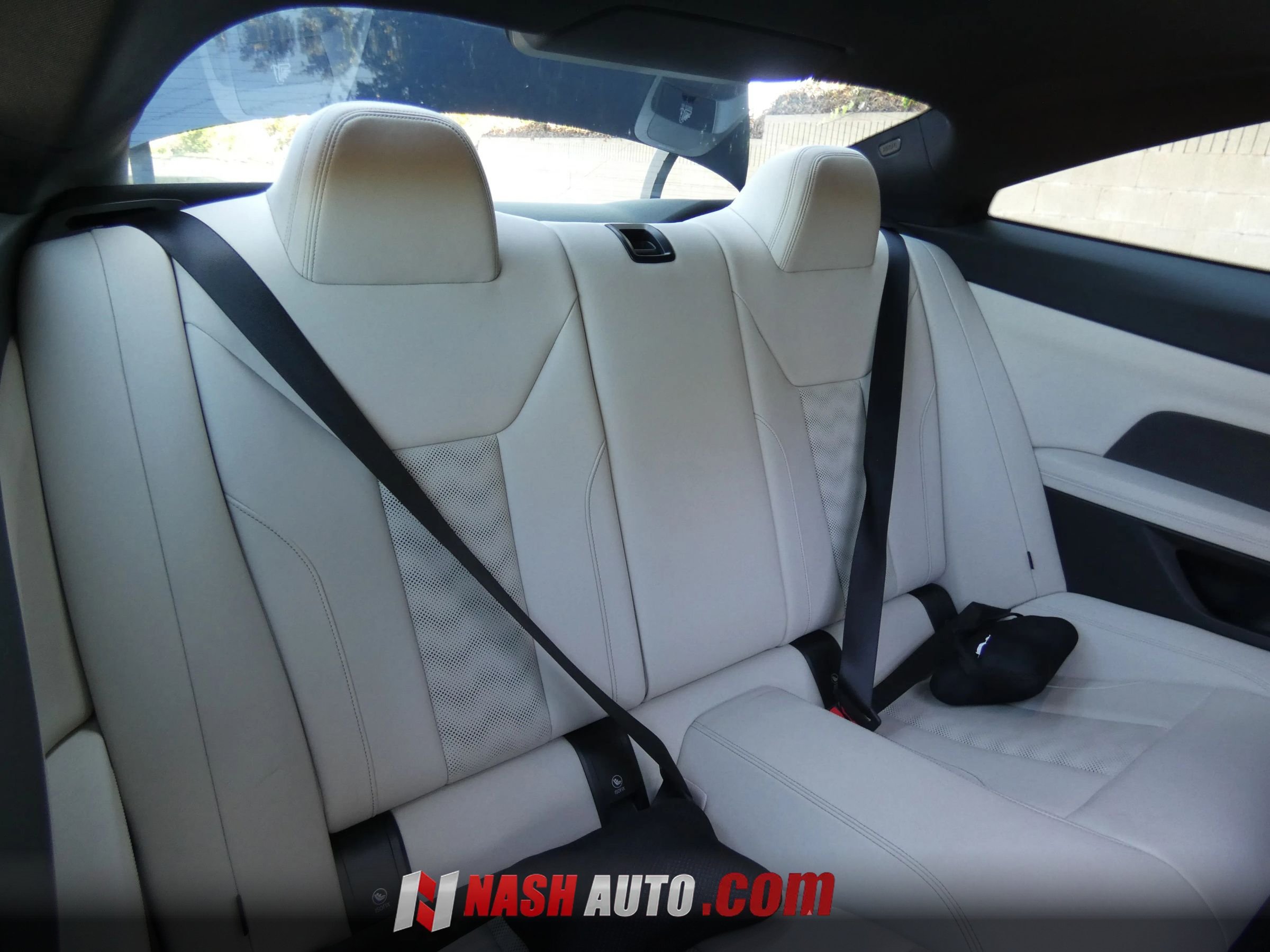 Used 2022 BMW M4 Coupe RWD image 37