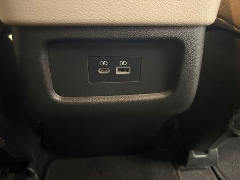 Used 2023 Nissan Pathfinder SL w/ Lighting Package (N92) AWD/4WD image 36