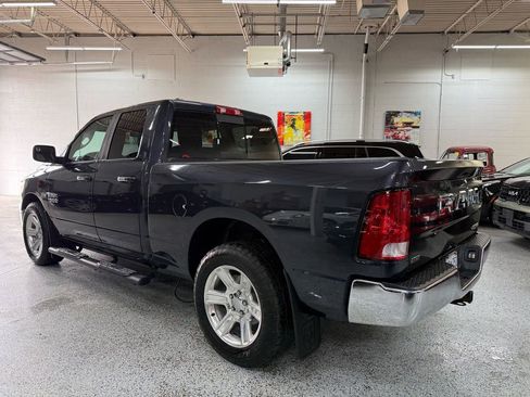 Used 2016 RAM 1500 Classic SLT image 3