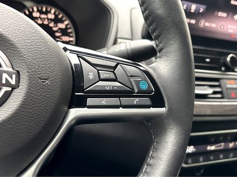 Used 2024 Nissan Altima 2.5 SL image 21