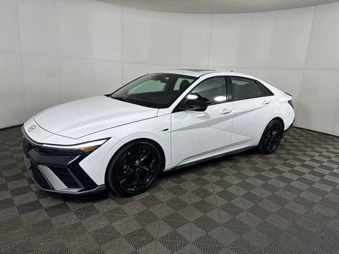 Used 2025 Hyundai Elantra N Line w/ Cargo Package image 7