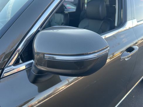 Certified 2022 Kia Telluride EX w/ EX Premium Package image 32