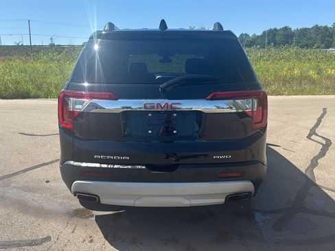 Used 2023 GMC Acadia SLE w/ Driver Convenience Package AWD/4WD image 4