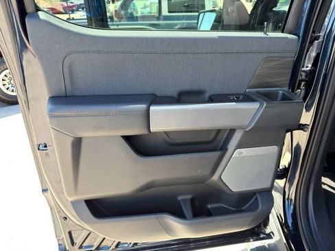 Used 2024 Ford F150 Lightning Lariat AWD/4WD image 22