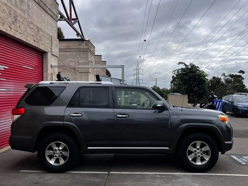 Used 2012 Toyota 4Runner SR5 w/ Convenience Pkg AWD/4WD image 1