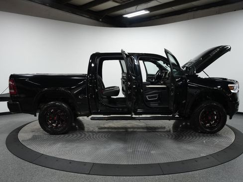 Used 2019 RAM 1500 Laramie w/ Sport Appearance Package image 10